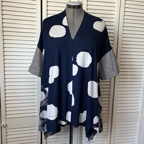 NEW Alembika Lily Top Mixed print Navy XS - Picture 3 of 12